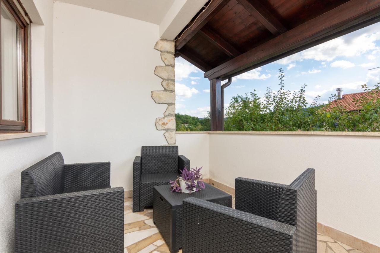 Apartment Buzet 17562A Exterior foto