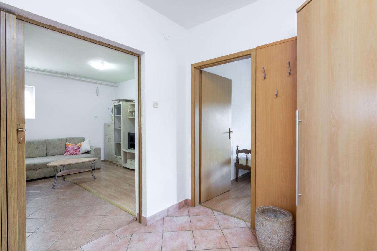 Apartment Buzet 17562A Exterior foto