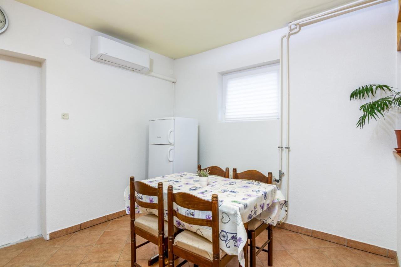 Apartment Buzet 17562A Exterior foto